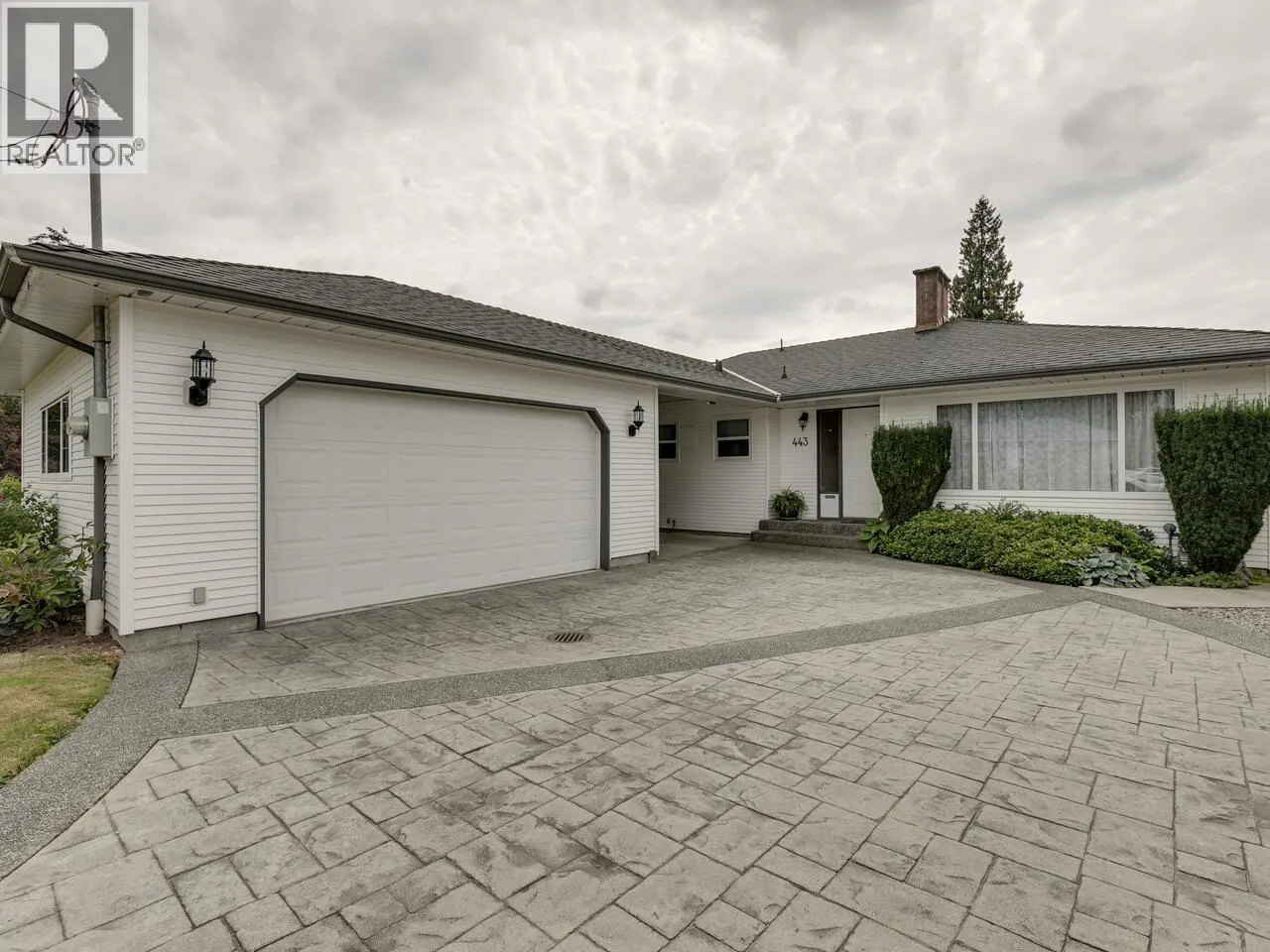443 GLENCOE DRIVE