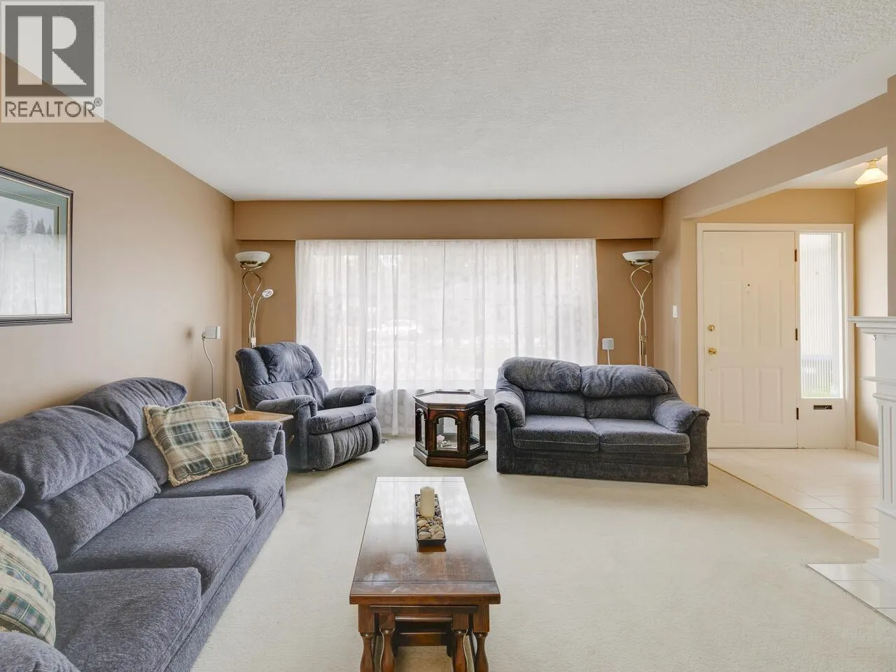 443 GLENCOE DRIVE
