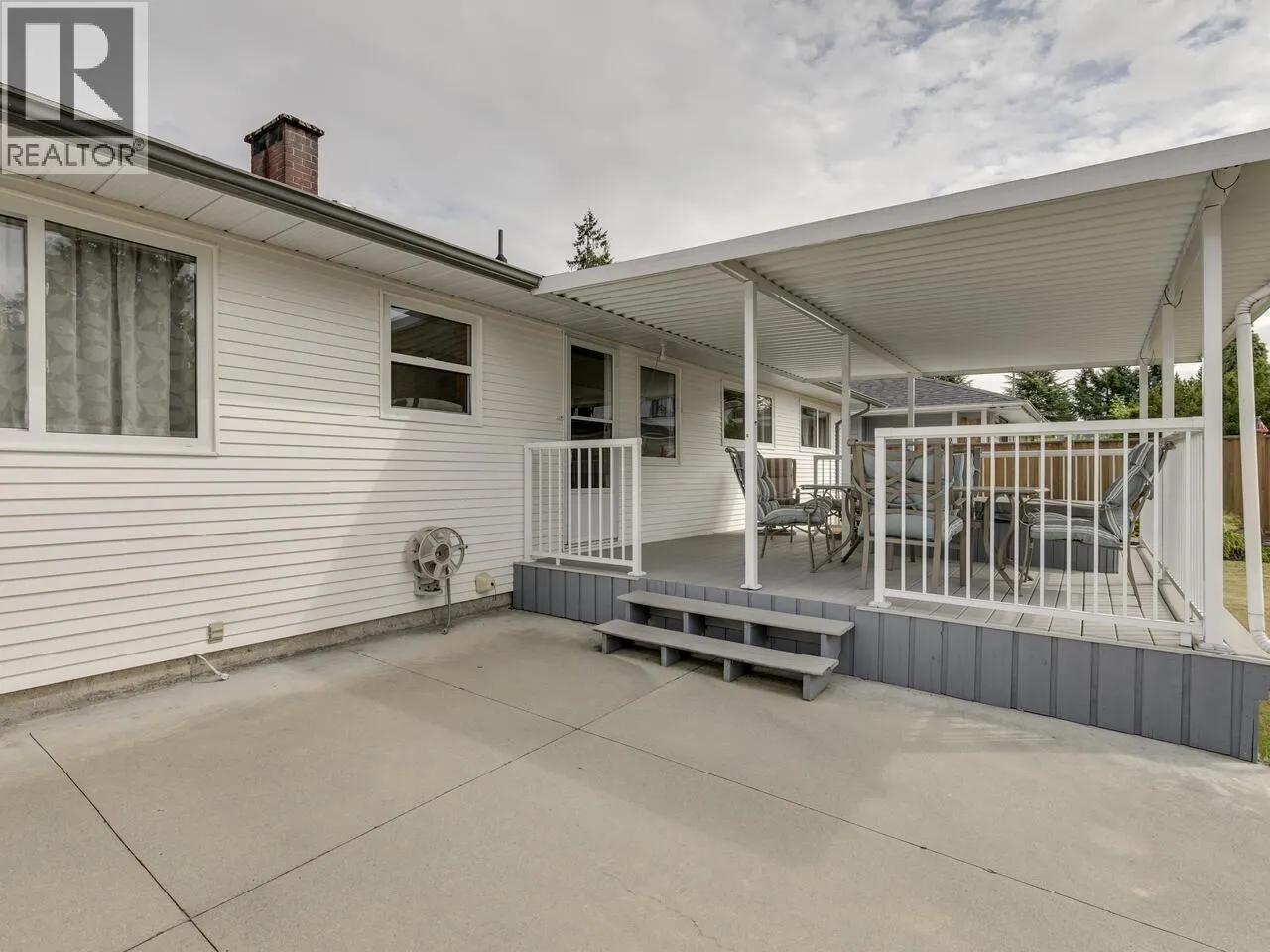 443 GLENCOE DRIVE