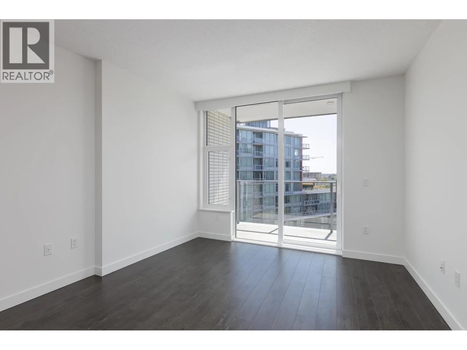1083 8671 HAZELBRIDGE WAY