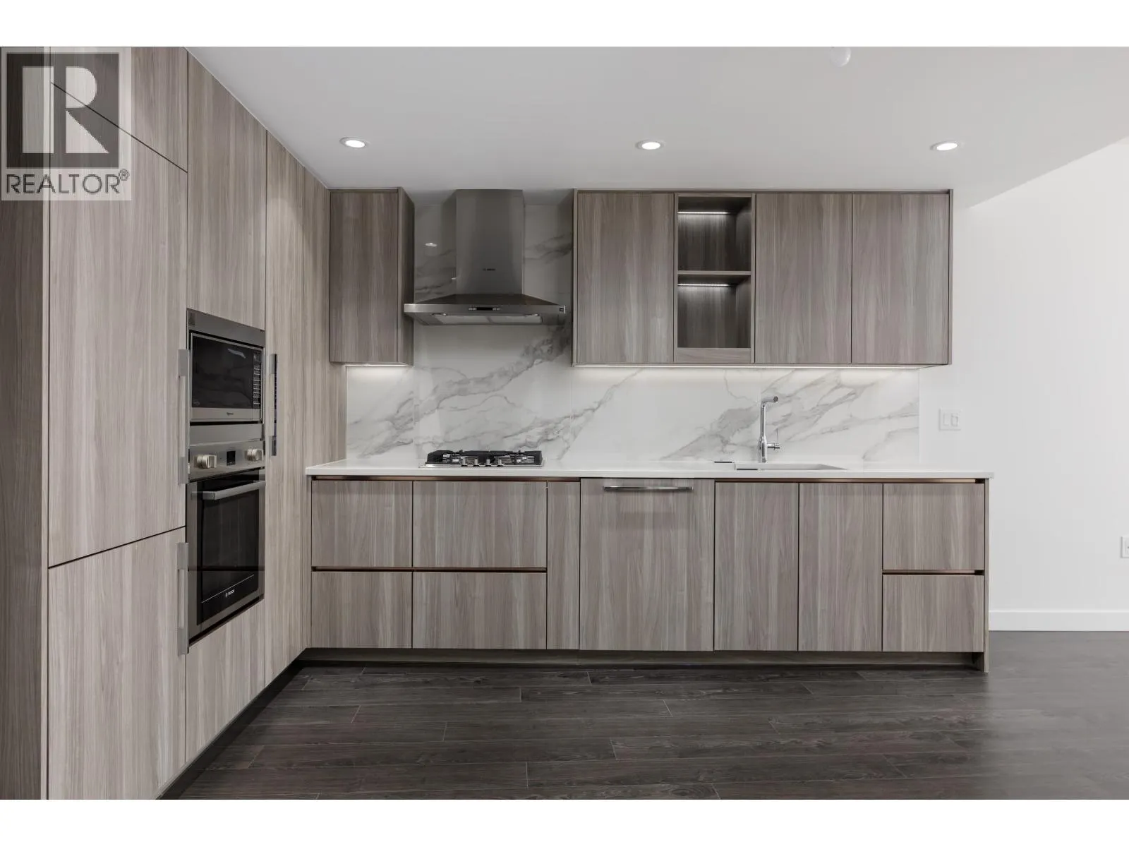 1083 8671 HAZELBRIDGE WAY