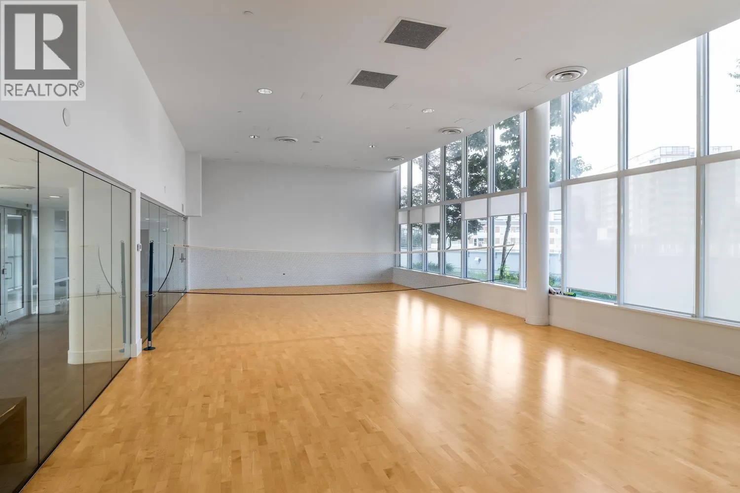 906 7488 LANSDOWNE ROAD