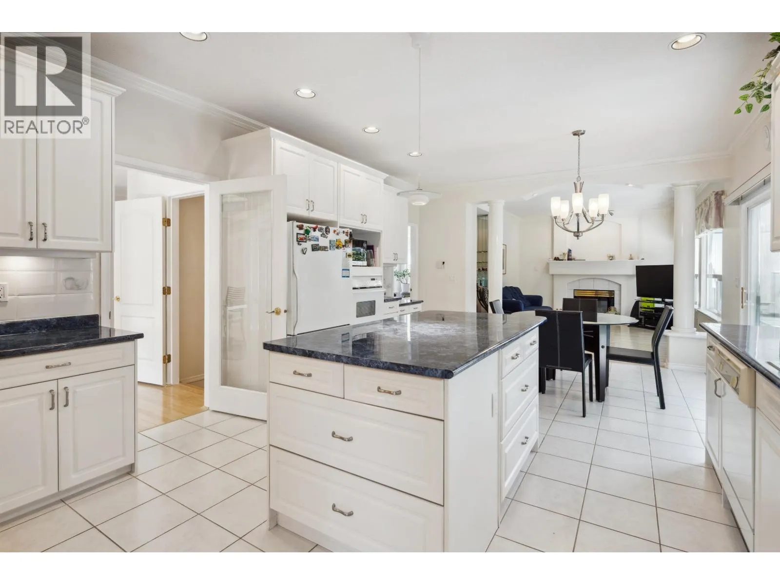 2525 SAPPHIRE PLACE