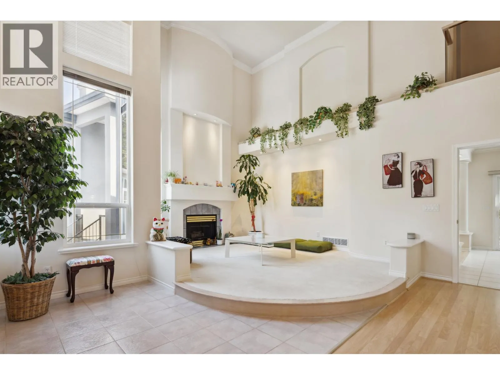2525 SAPPHIRE PLACE