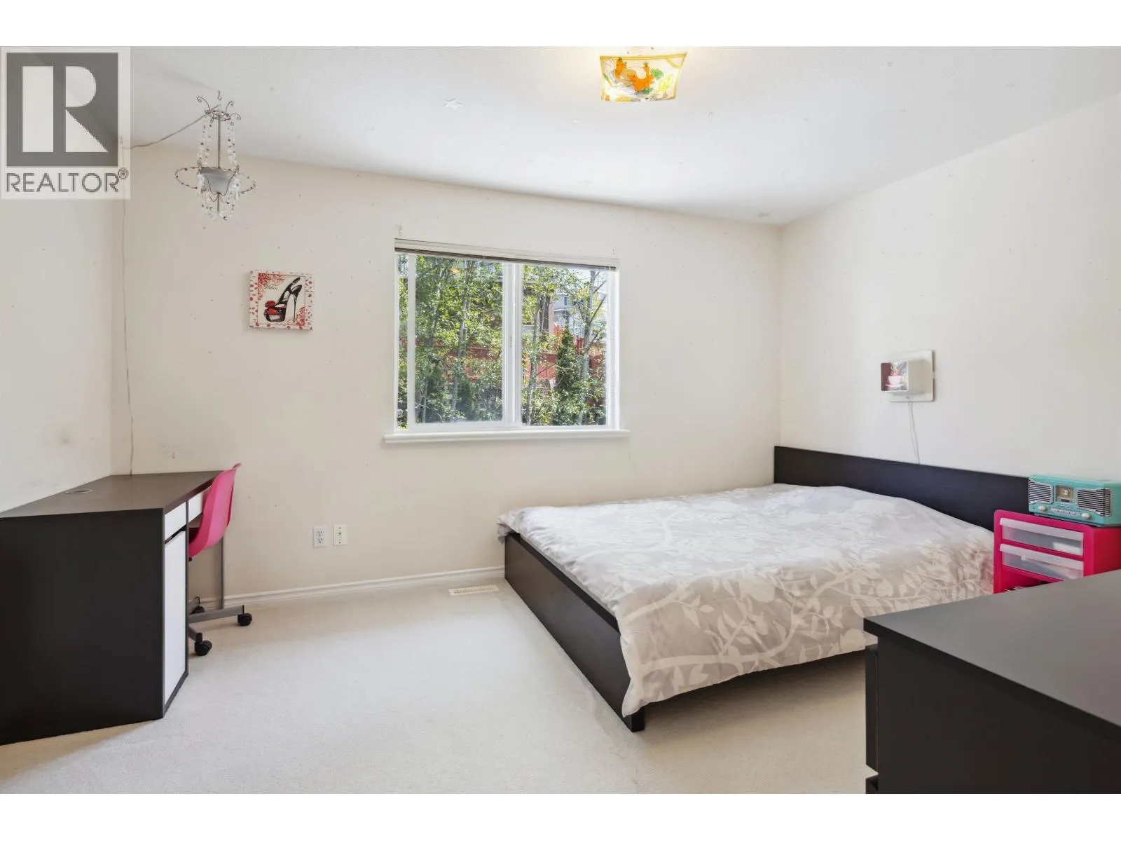 2525 SAPPHIRE PLACE