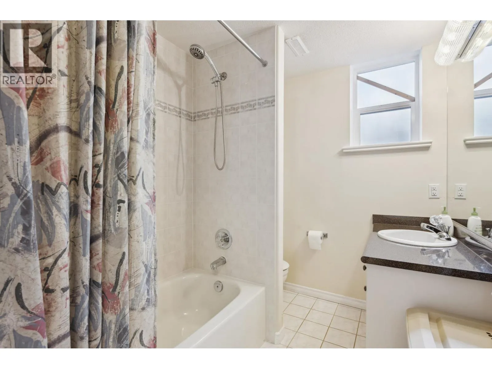 2525 SAPPHIRE PLACE