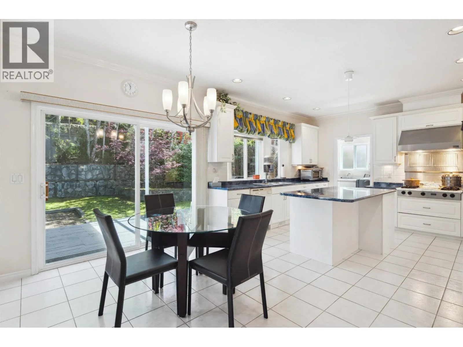 2525 SAPPHIRE PLACE