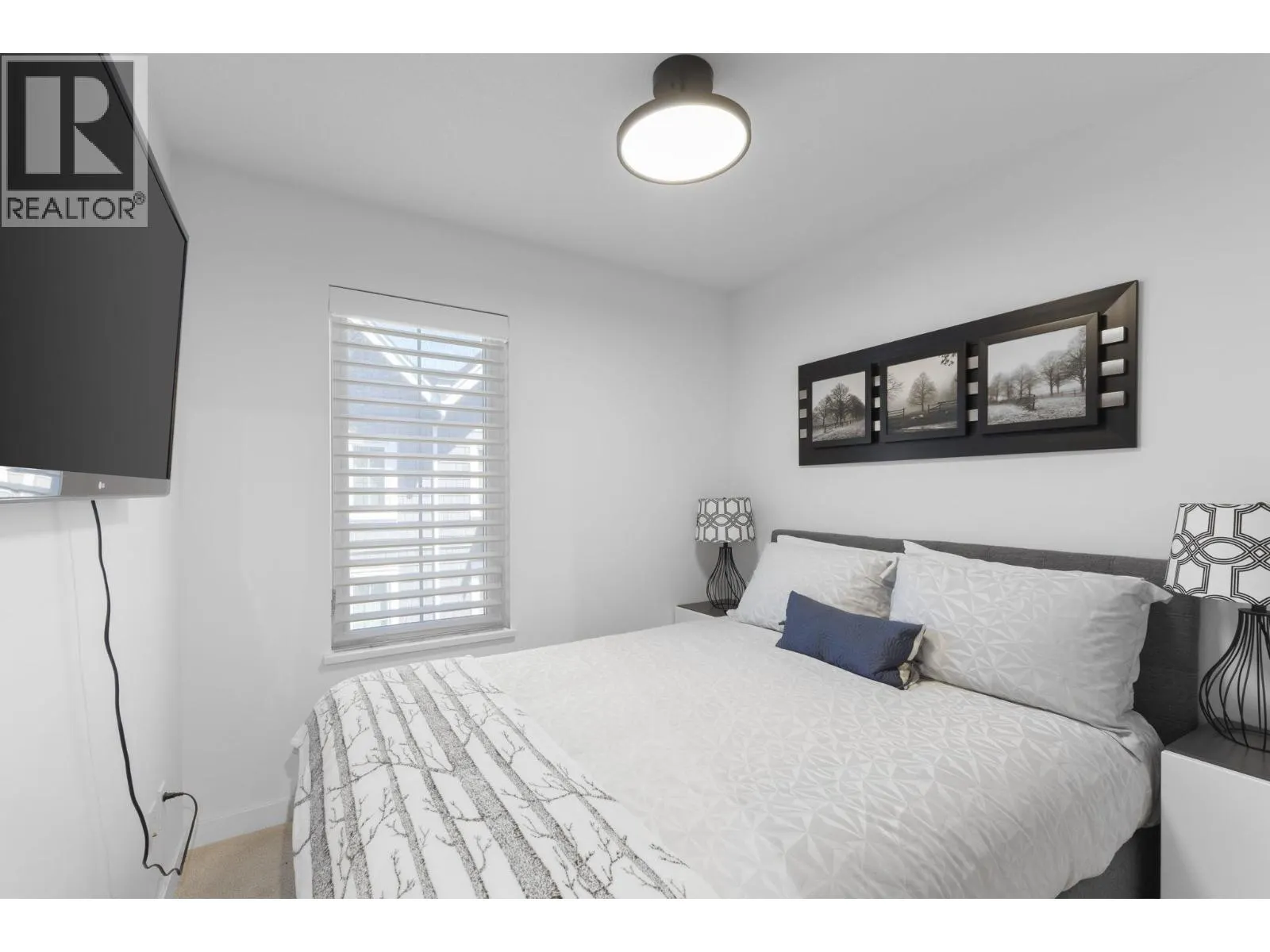 26 2560 PITT RIVER ROAD