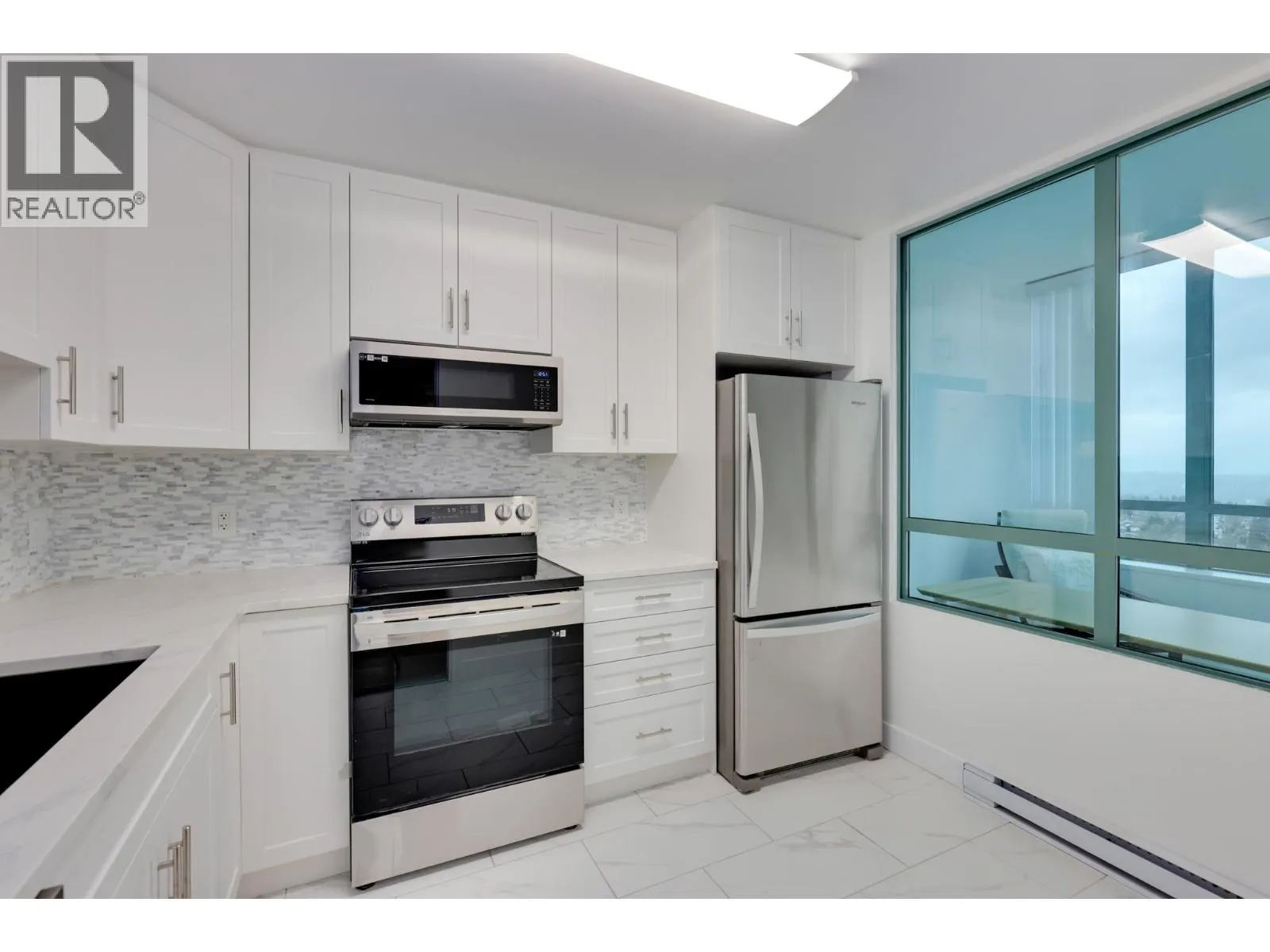 1803 6622 SOUTHOAKS CRESCENT