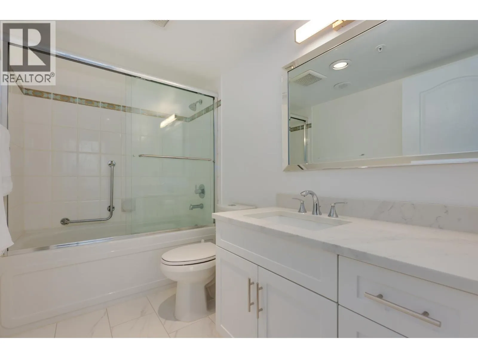 1803 6622 SOUTHOAKS CRESCENT