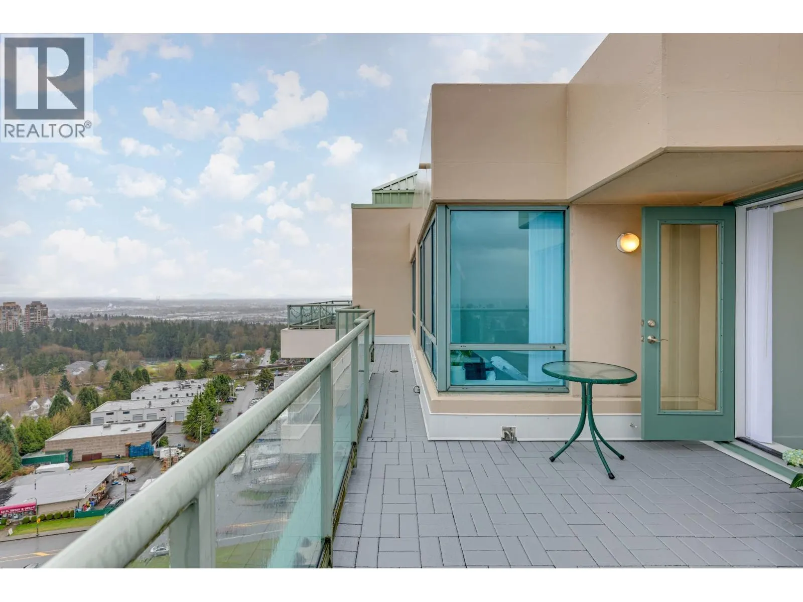 1803 6622 SOUTHOAKS CRESCENT