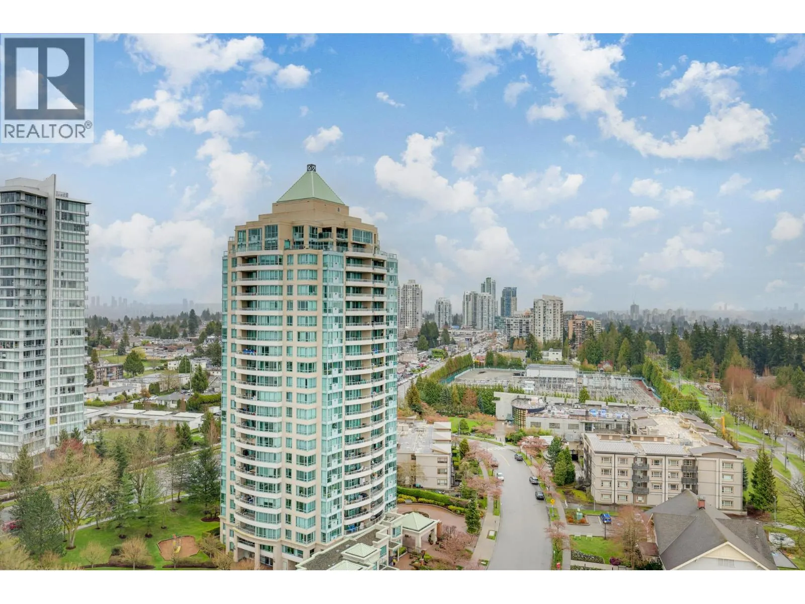 1803 6622 SOUTHOAKS CRESCENT