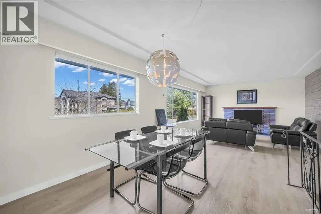 8620 CAMDEN CRE