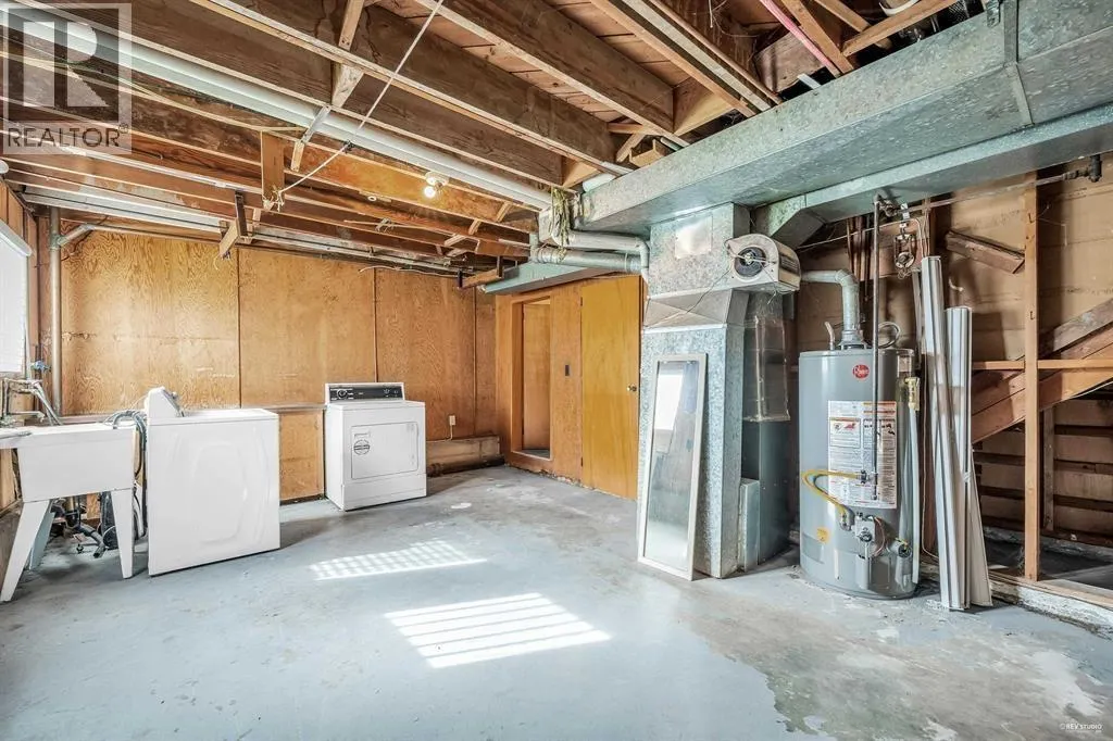 8620 CAMDEN CRE