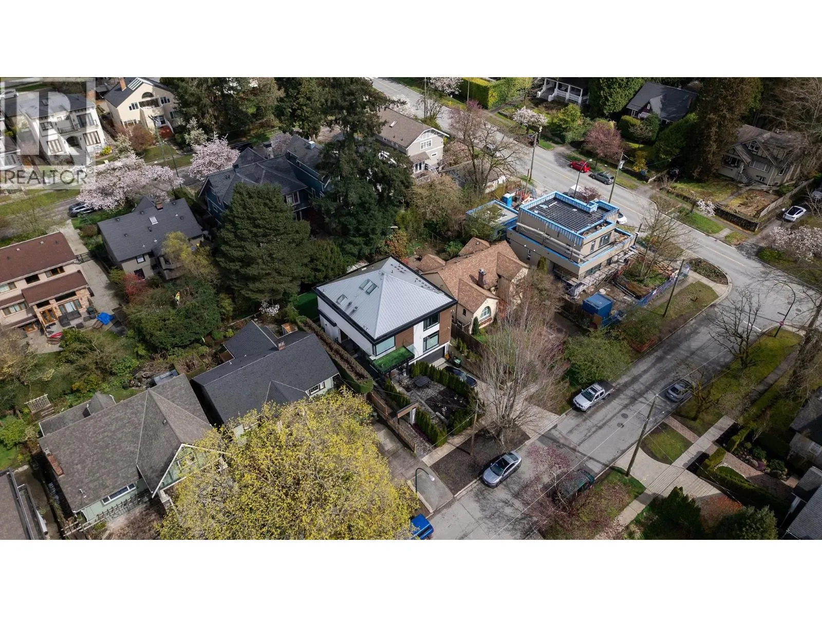 3337 W 40TH AVENUE