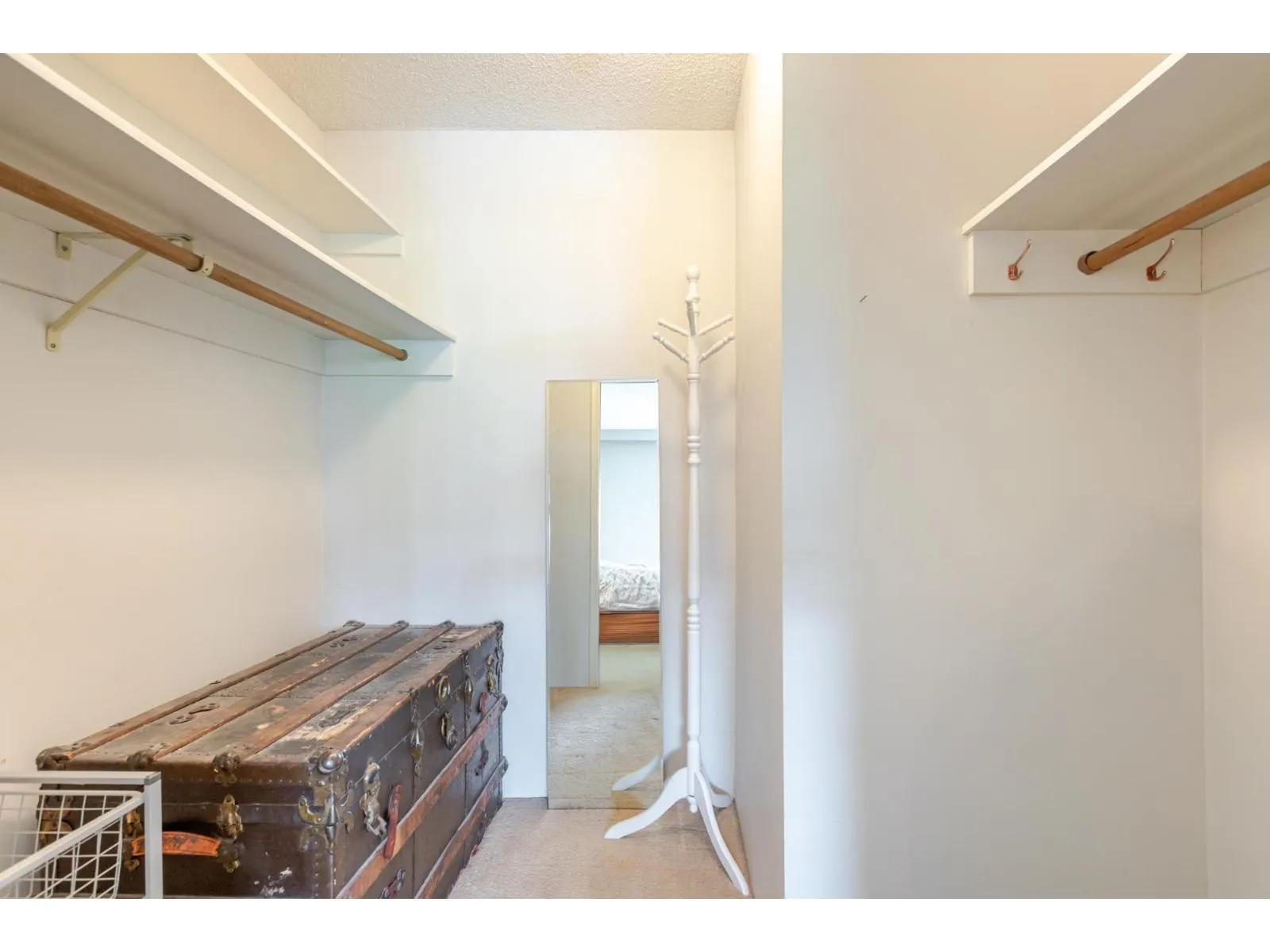 #304 1351 MARTIN STREET