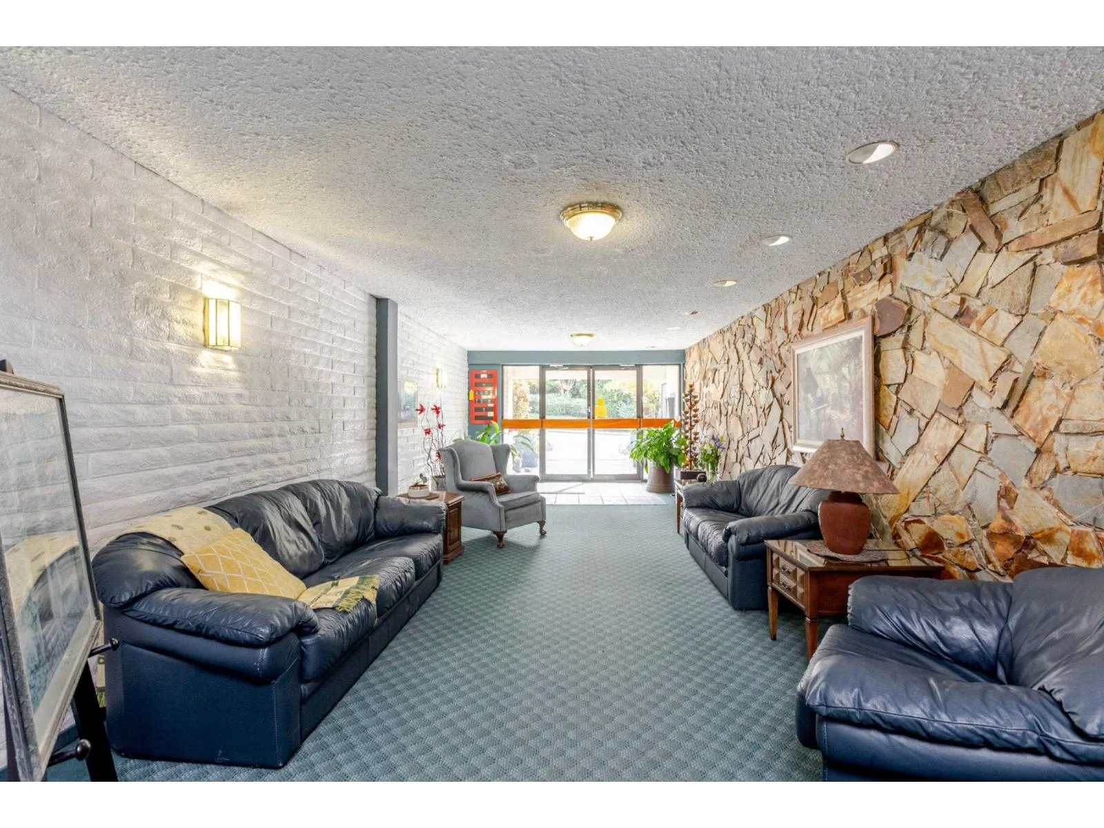 #304 1351 MARTIN STREET
