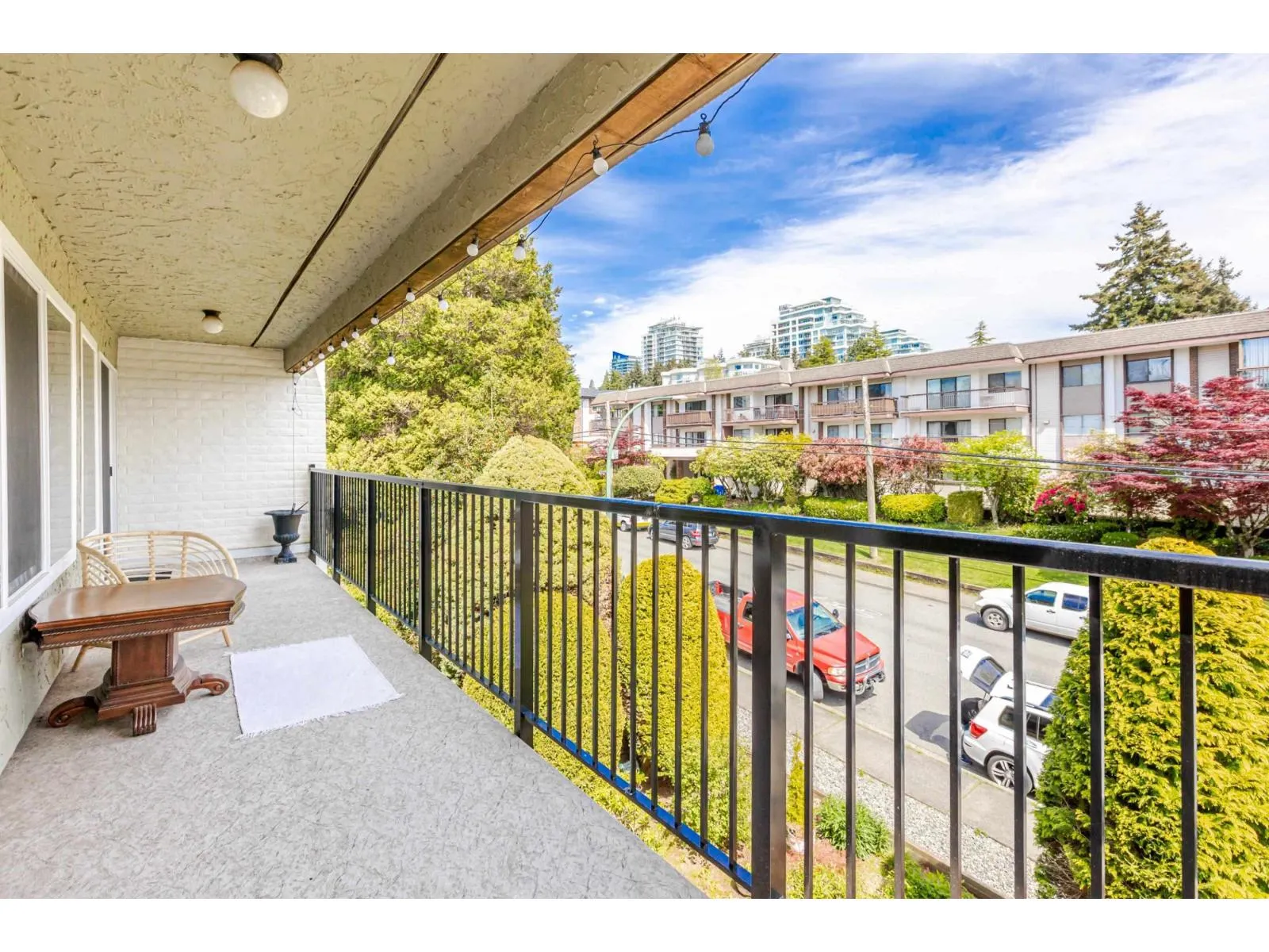 #304 1351 MARTIN STREET