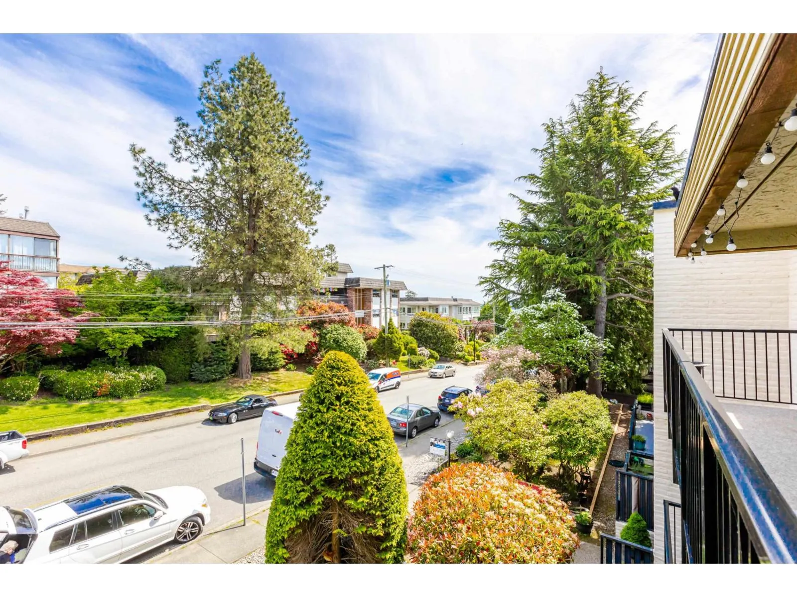#304 1351 MARTIN STREET
