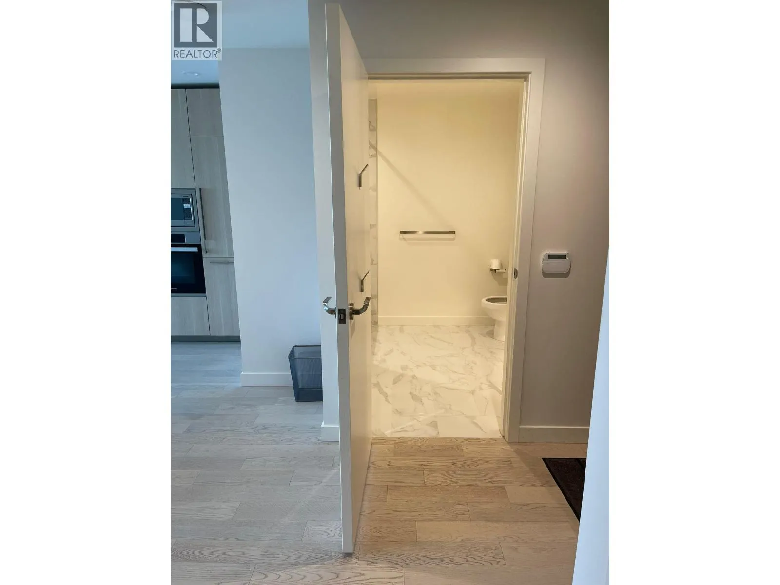 1005 6811 PEARSON WAY