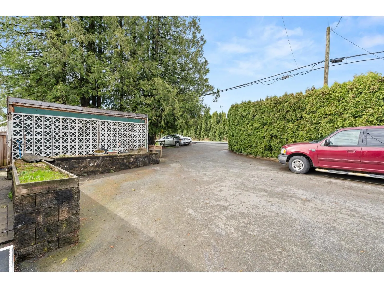 3132 BRADNER ROAD