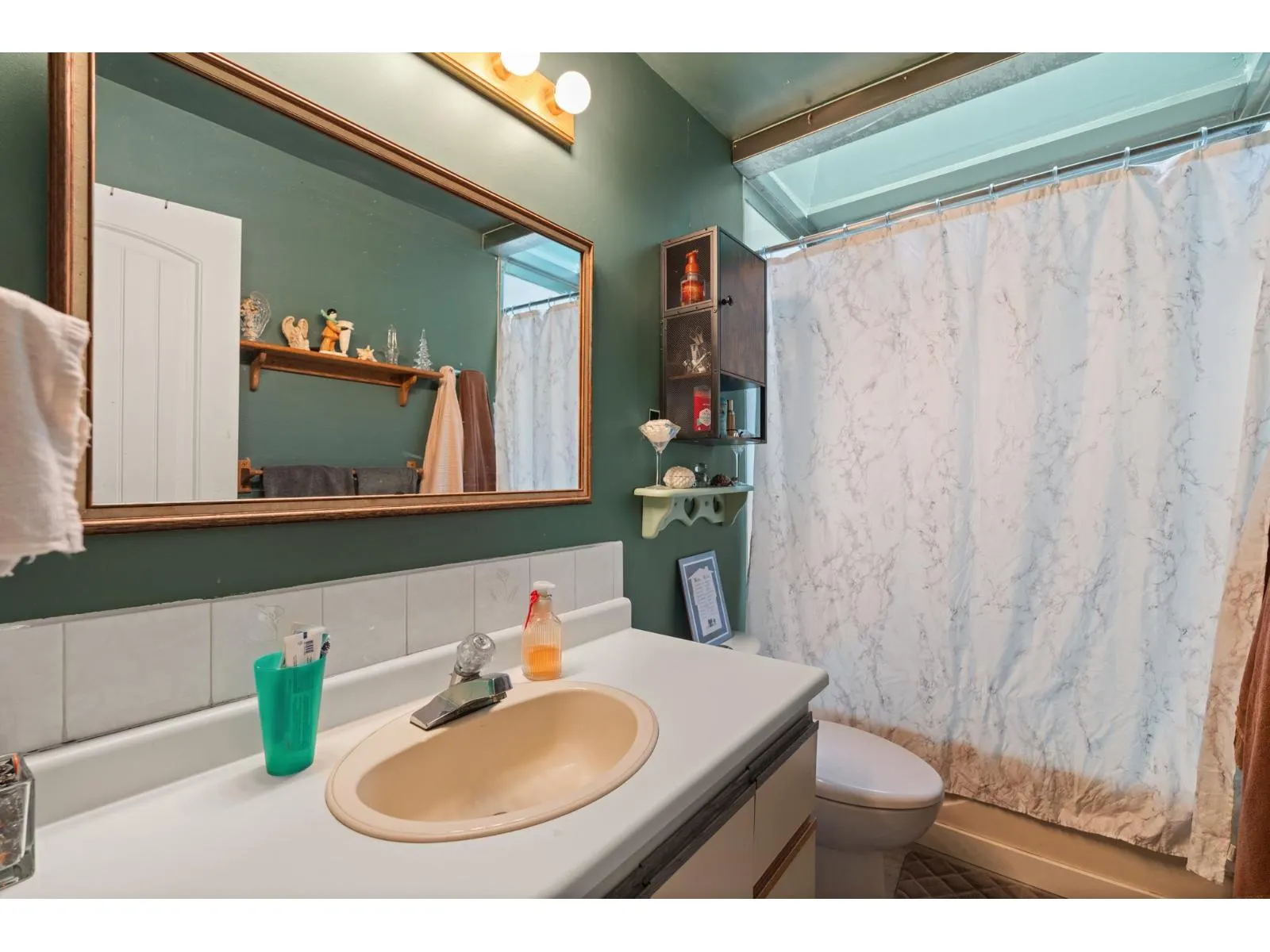 3132 BRADNER ROAD