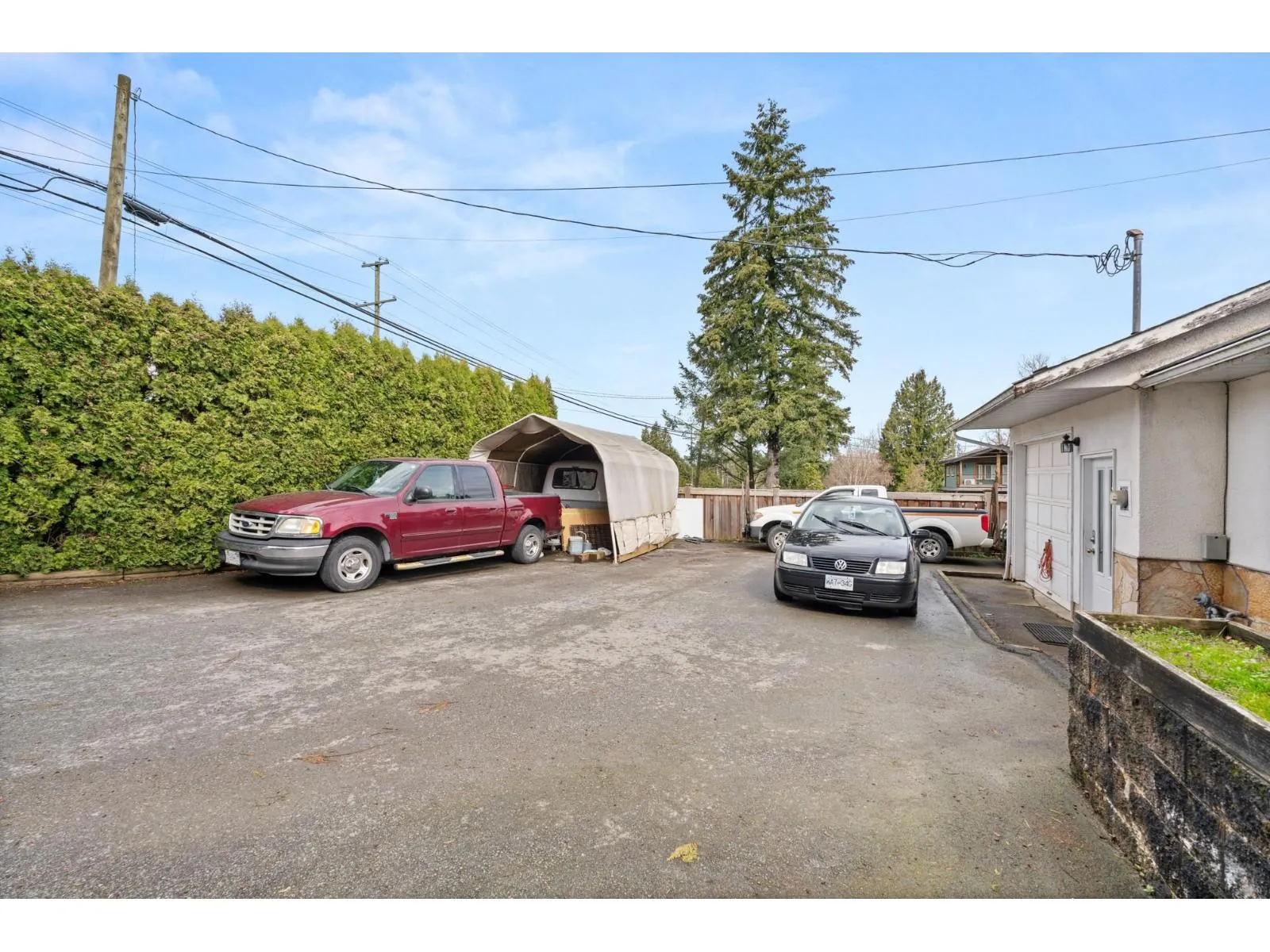 3132 BRADNER ROAD