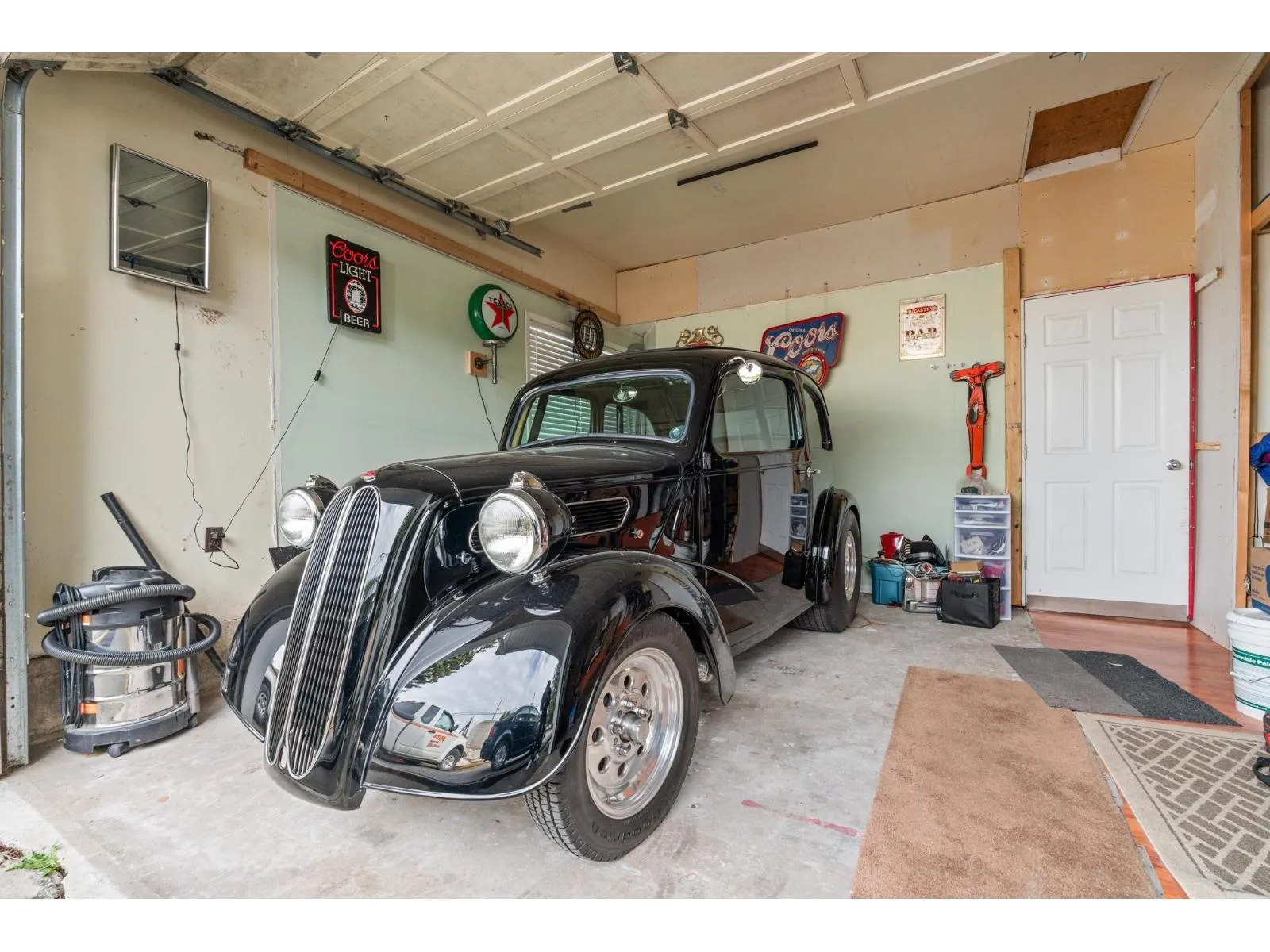 3132 BRADNER ROAD