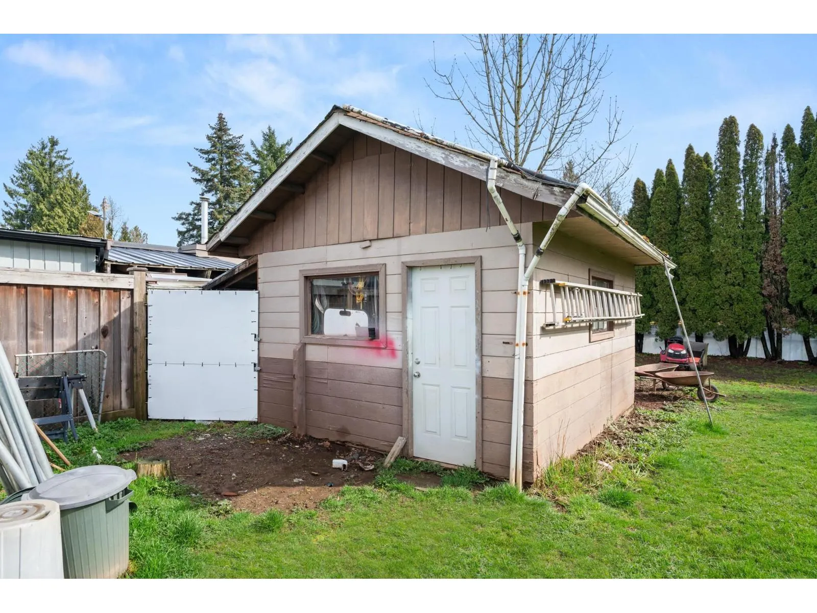 3132 BRADNER ROAD