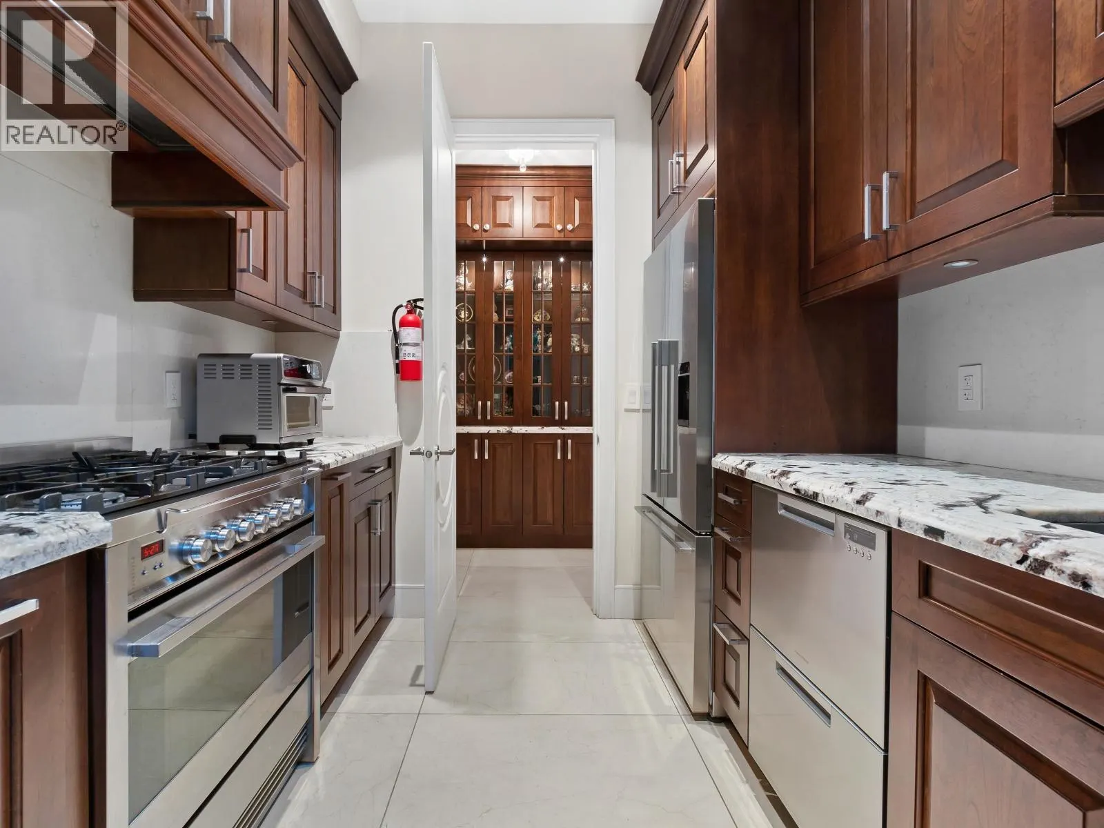 1760 29TH STREET