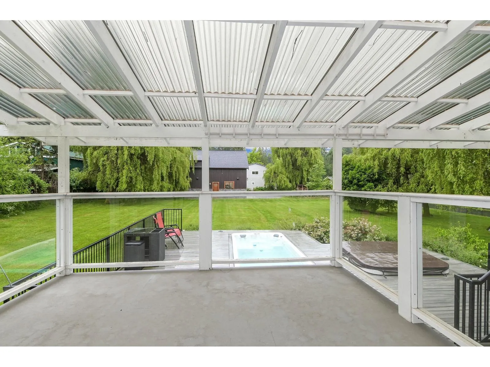 148 CLOVERMEADOW CRESCENT