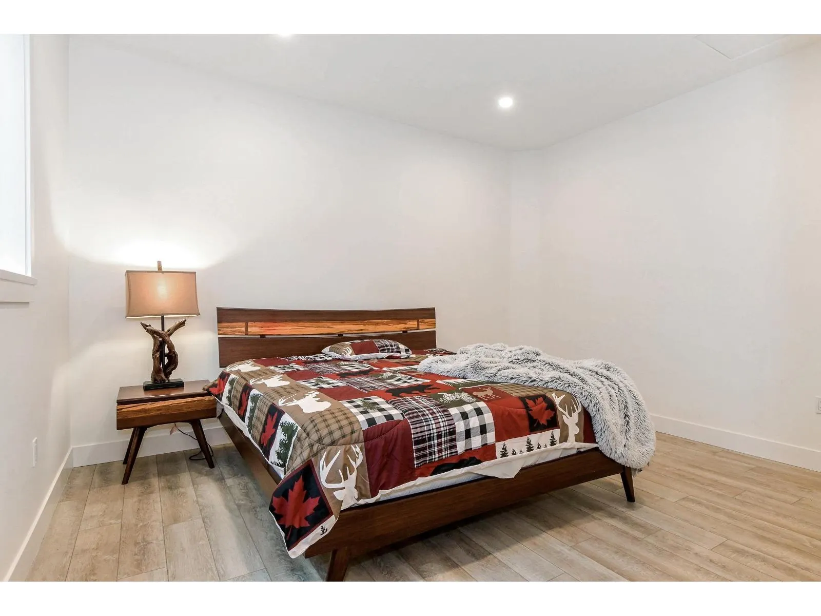 148 CLOVERMEADOW CRESCENT