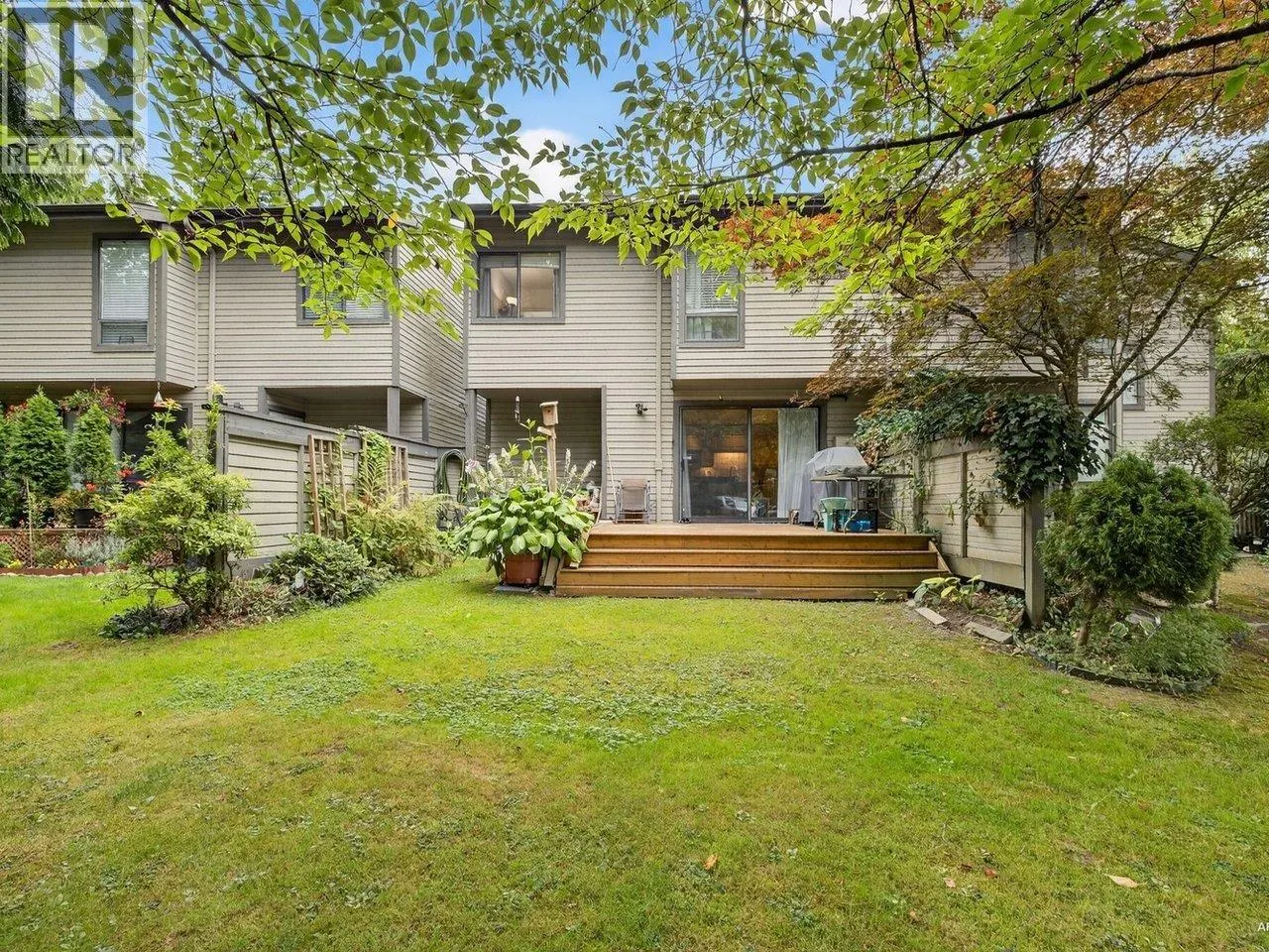 5805 MAYVIEW CIRCLE