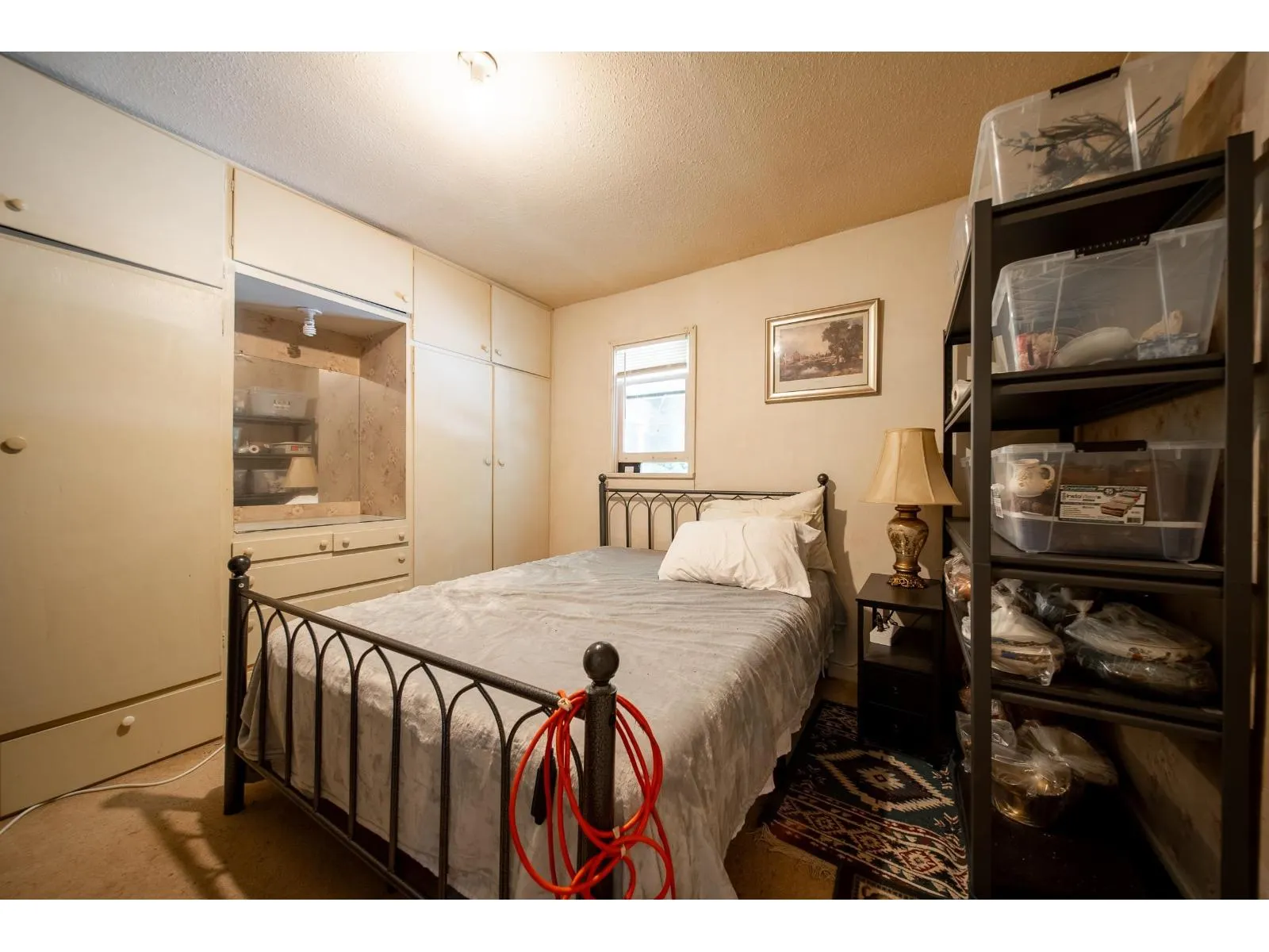 1093 MCKENZIE ROAD