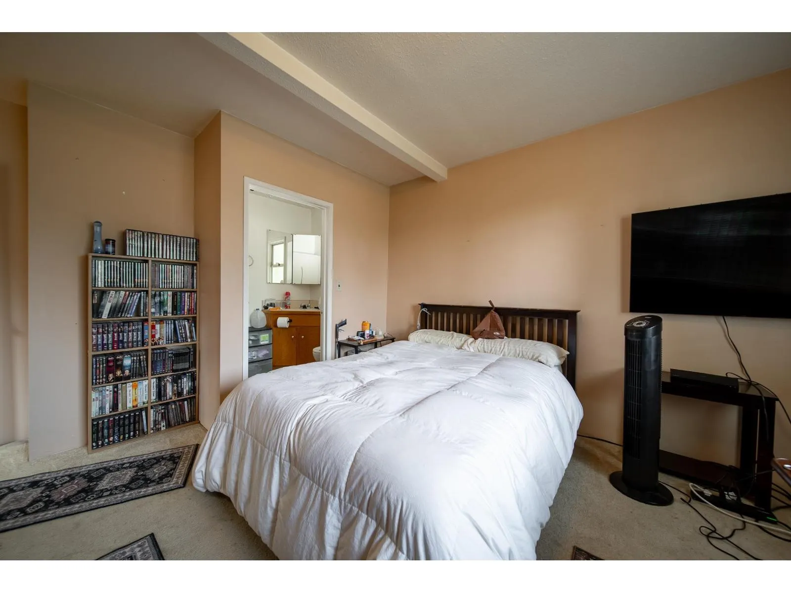 1093 MCKENZIE ROAD