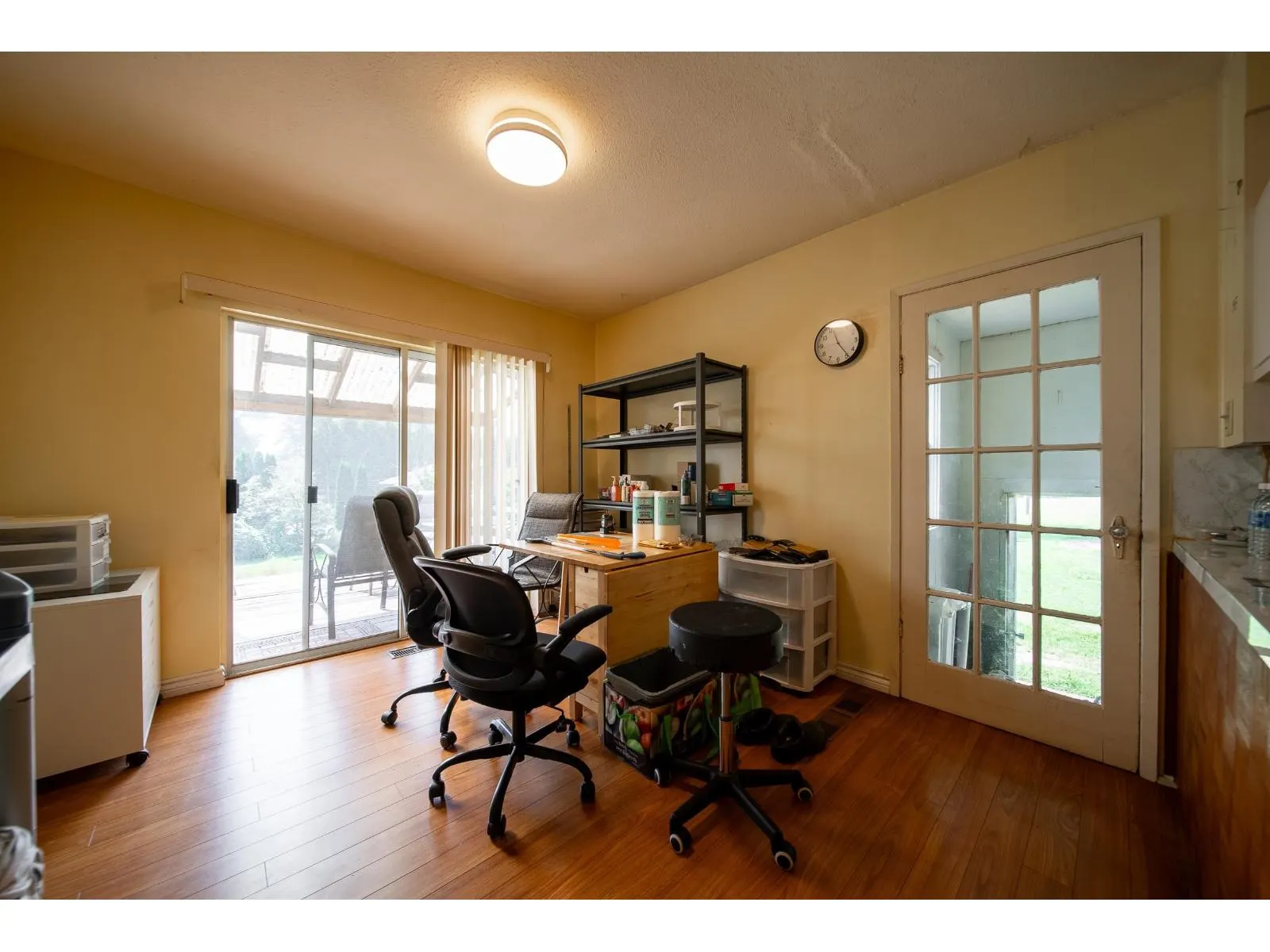 1093 MCKENZIE ROAD