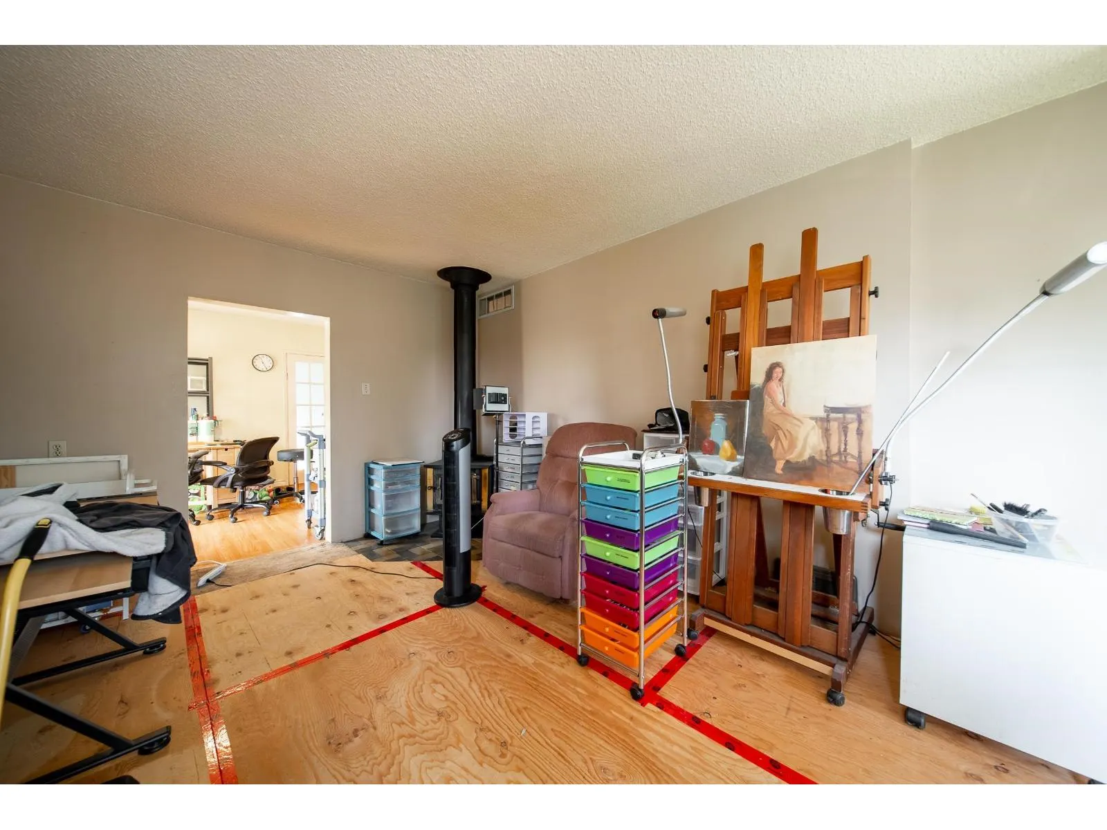 1093 MCKENZIE ROAD