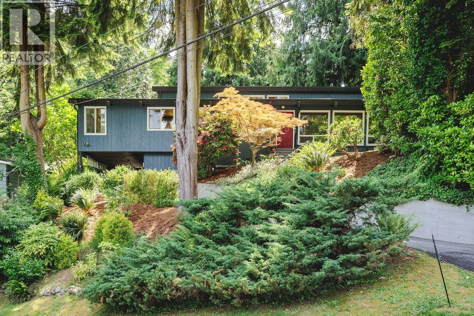 3345 VIEWMOUNT DRIVE