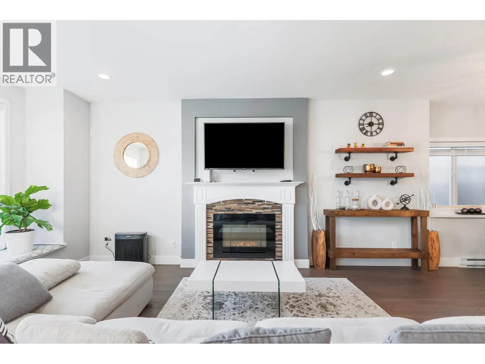 23942 KANAKA WAY