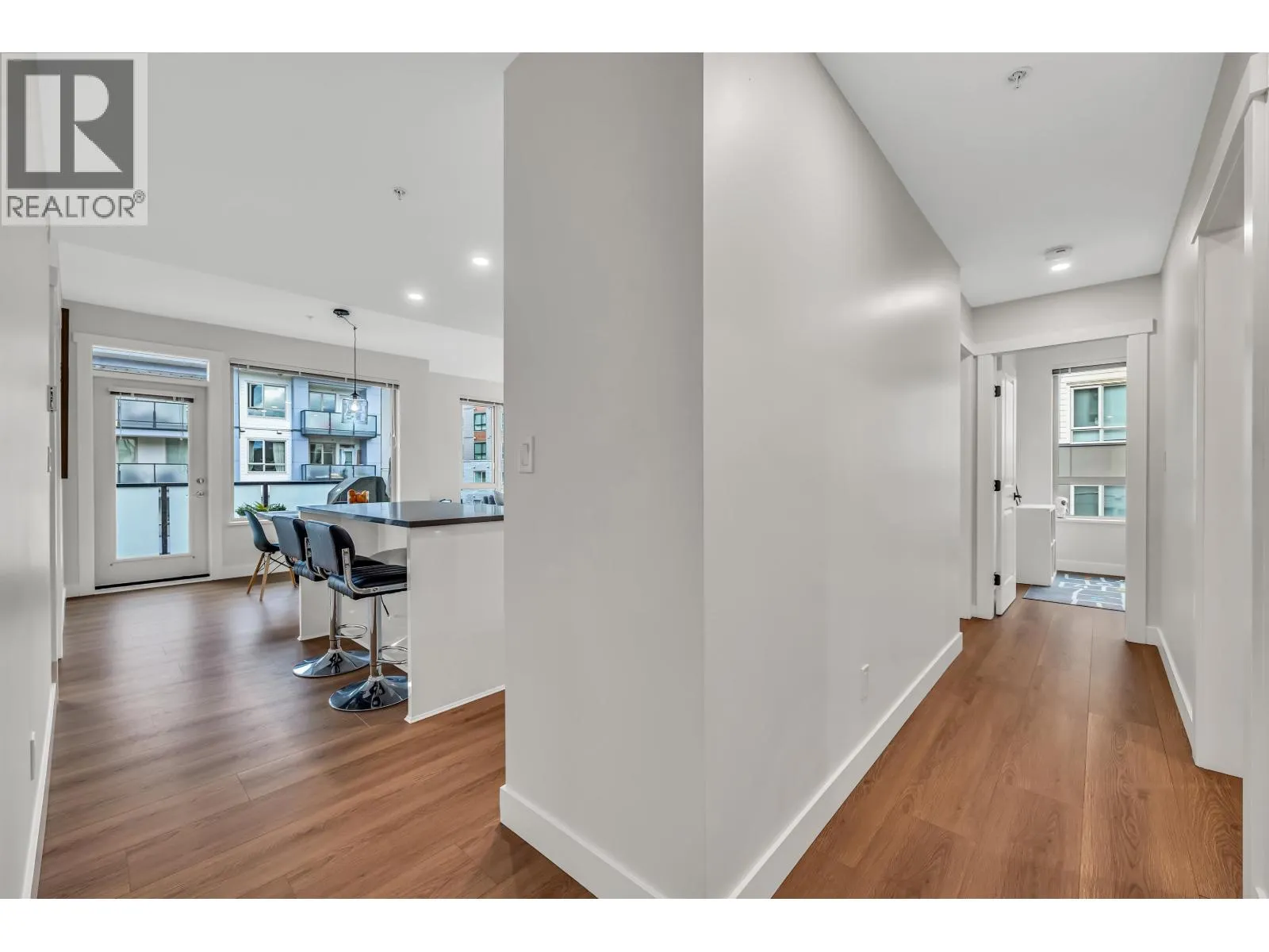 404 2632 LIBRARY LANE