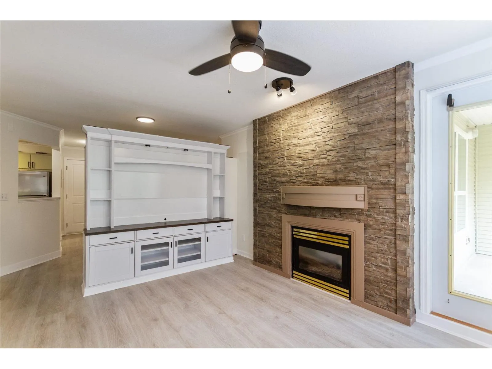 206 10186 155 STREET