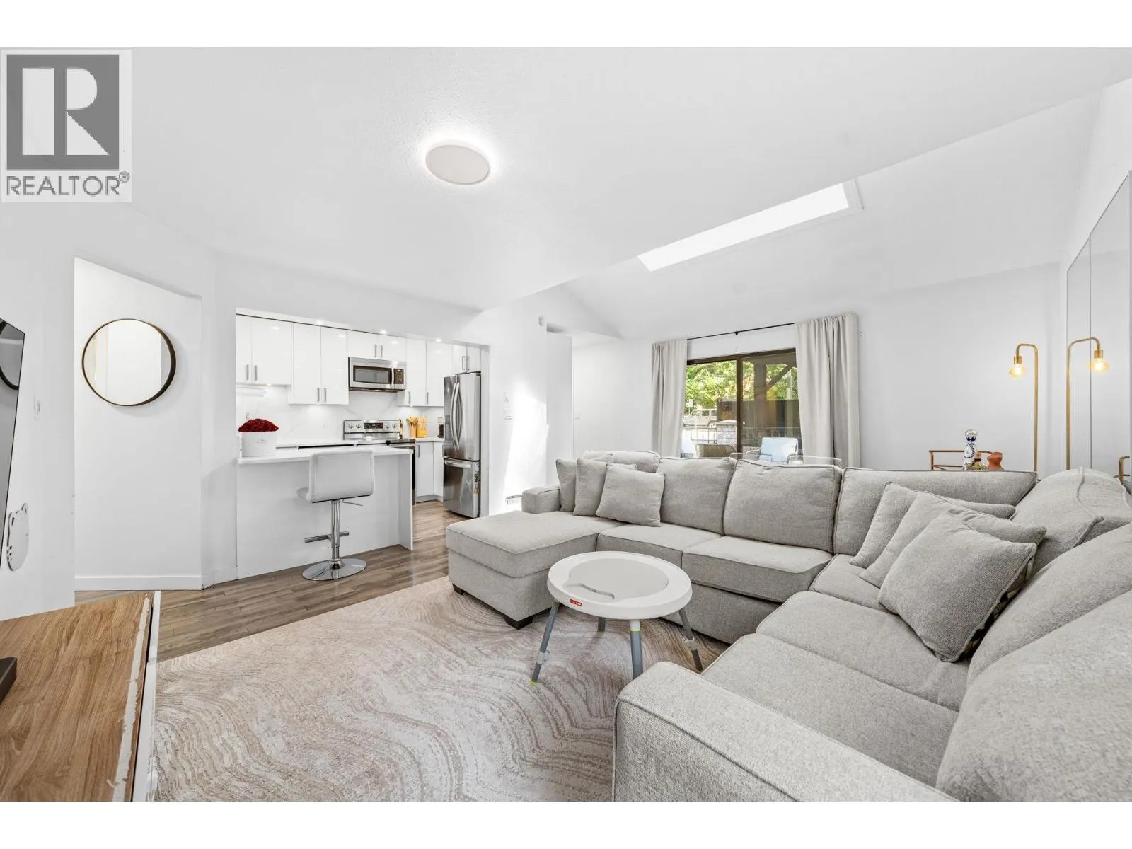 4869 CAPILANO ROAD