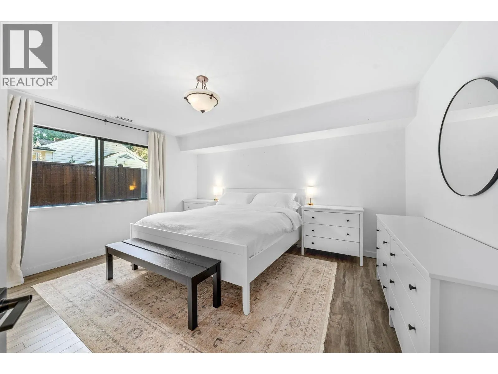 4869 CAPILANO ROAD