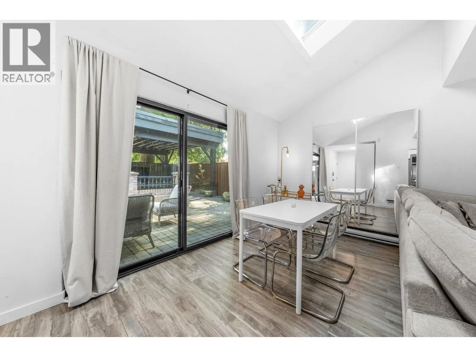 4869 CAPILANO ROAD