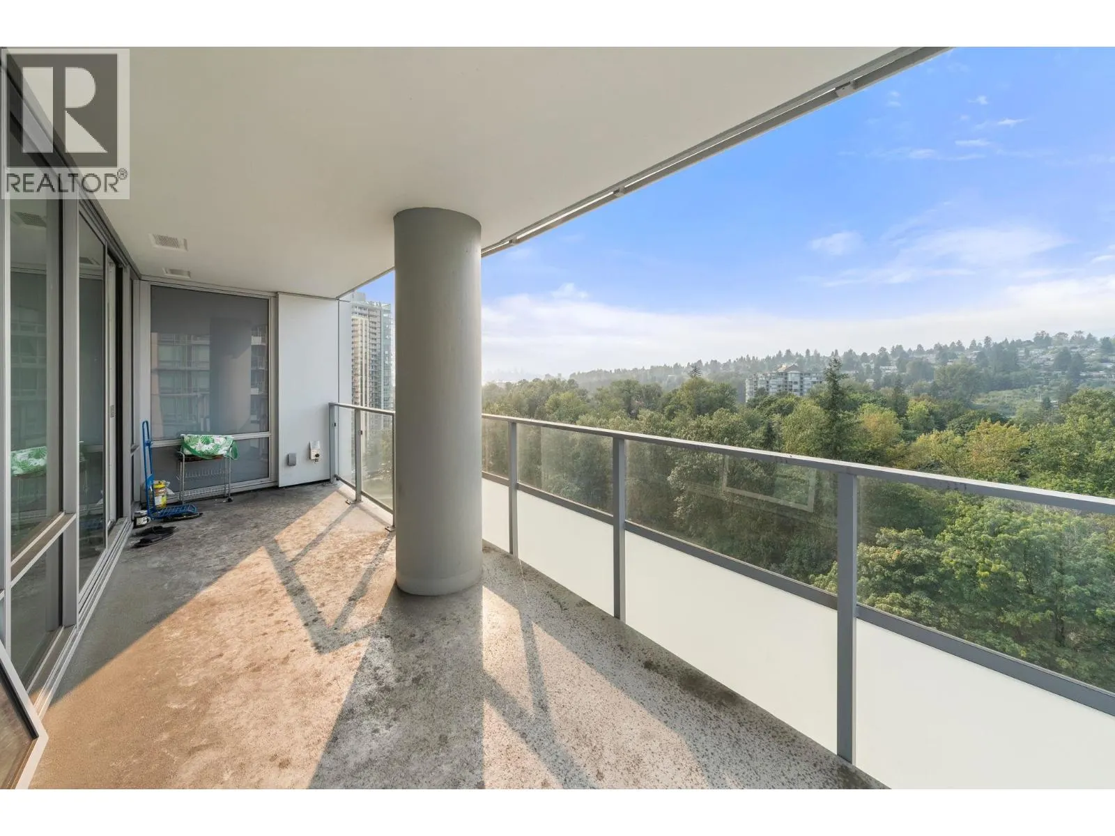 1401 1500 FERN STREET