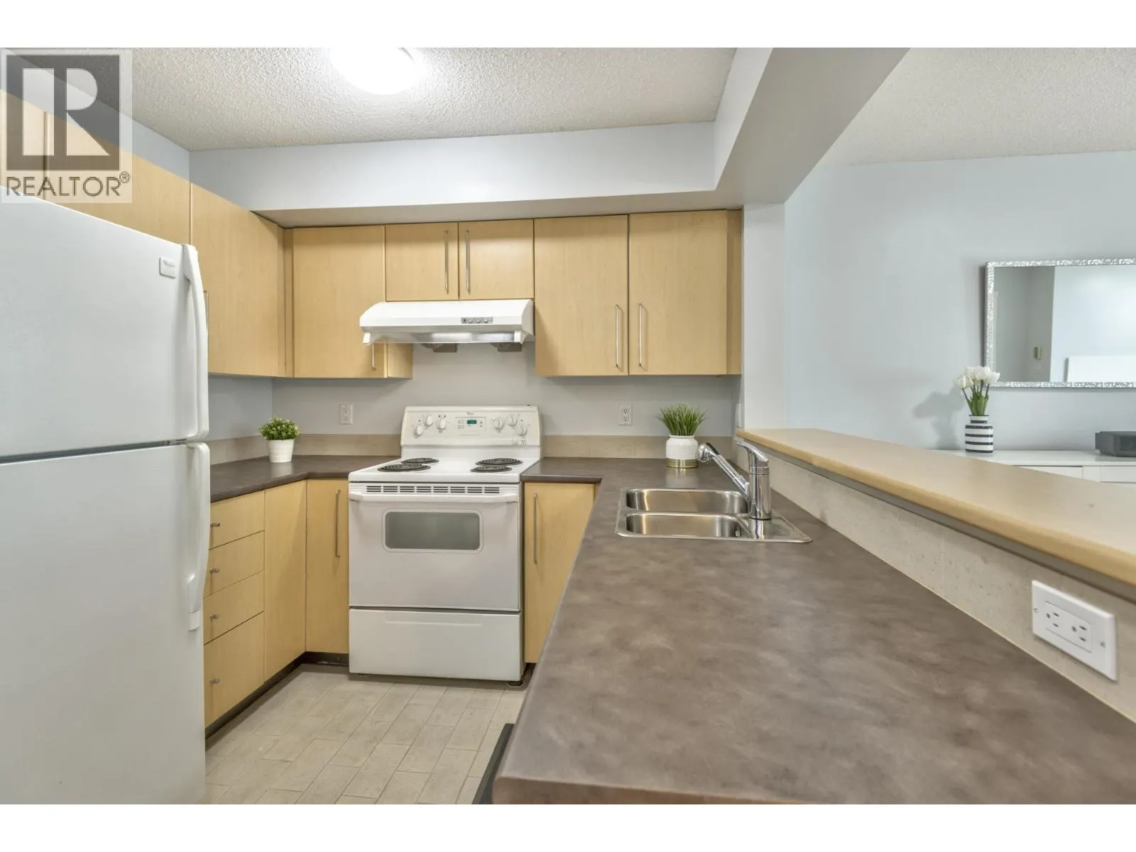 308 2768 CRANBERRY DRIVE