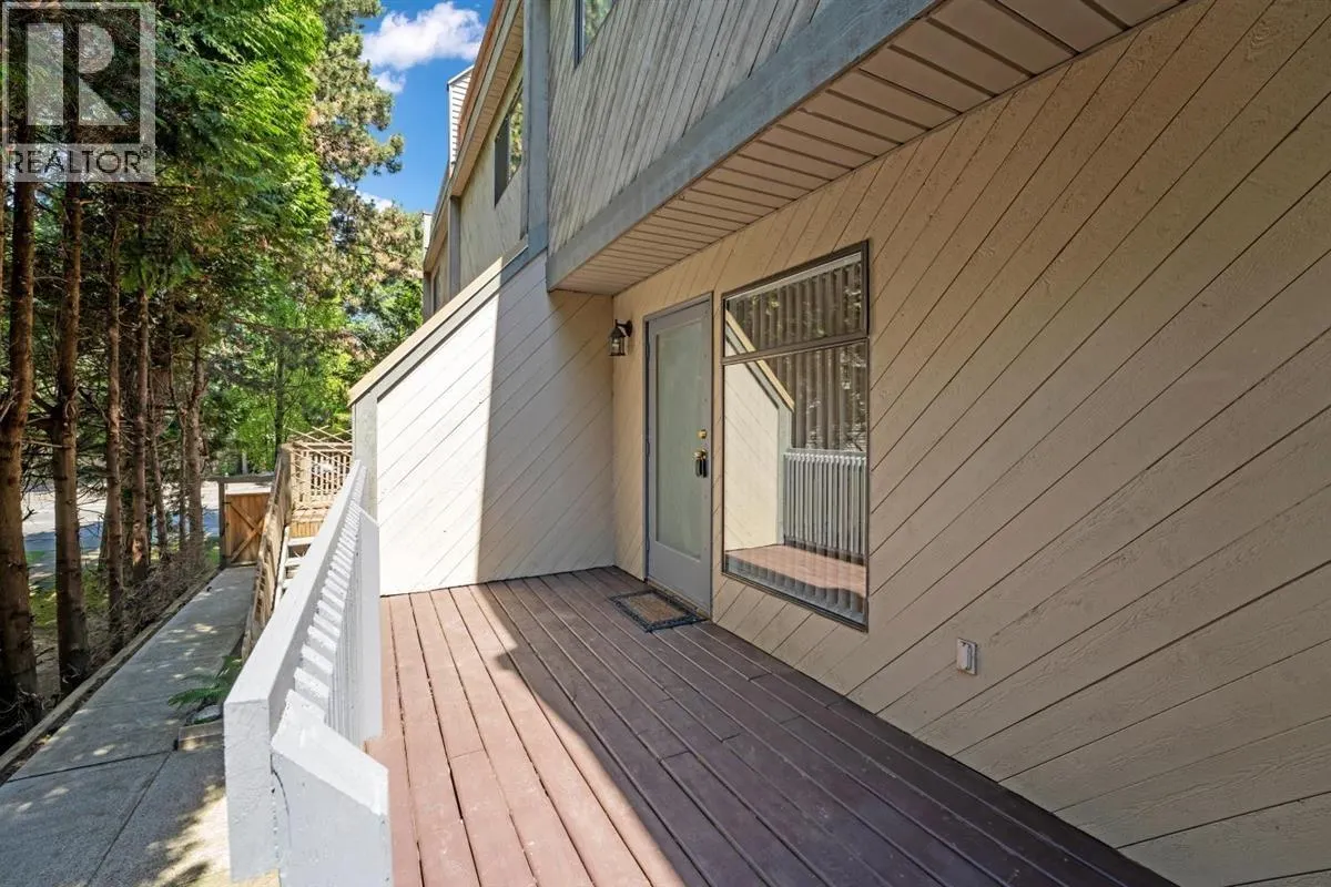 14 8820 WESTMINSTER HIGHWAY