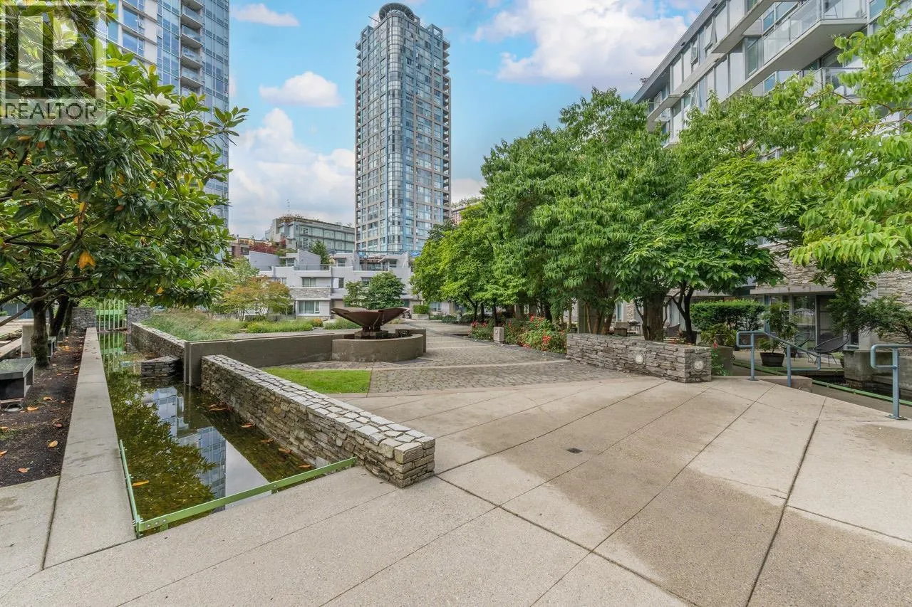 3103 188 KEEFER PLACE