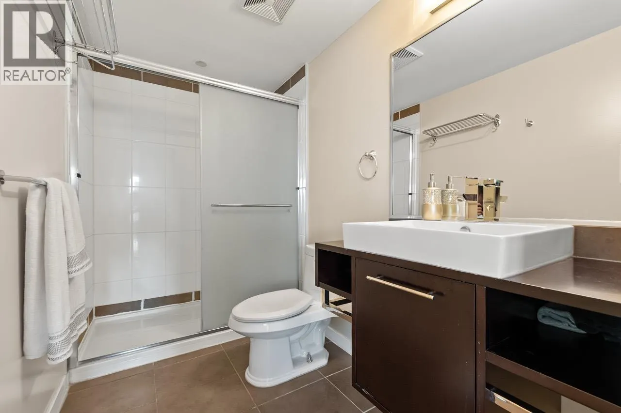3103 188 KEEFER PLACE