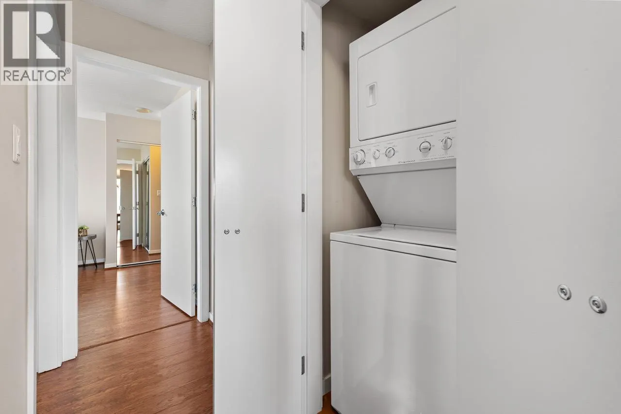 3103 188 KEEFER PLACE